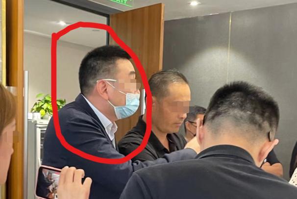 新潮能源“发布会”现场遭强烈质疑激烈争吵之后临时取消