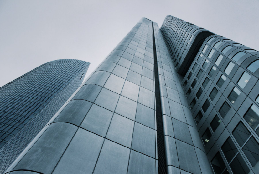 中芯国际董事长换帅 CFO高永岗接任