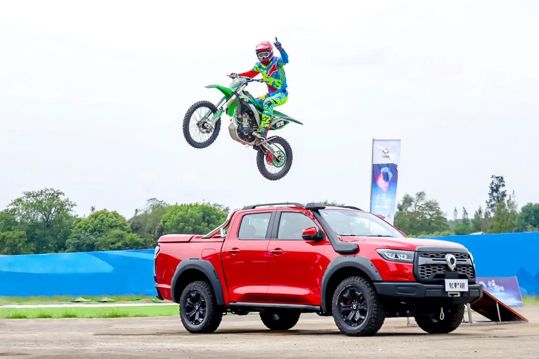 点击进入看图评论