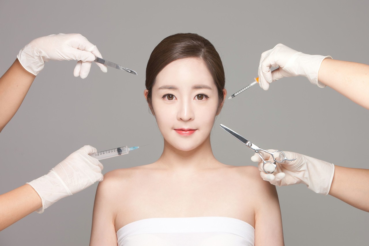 医美概念火热向左,爱美客大股东减持向右