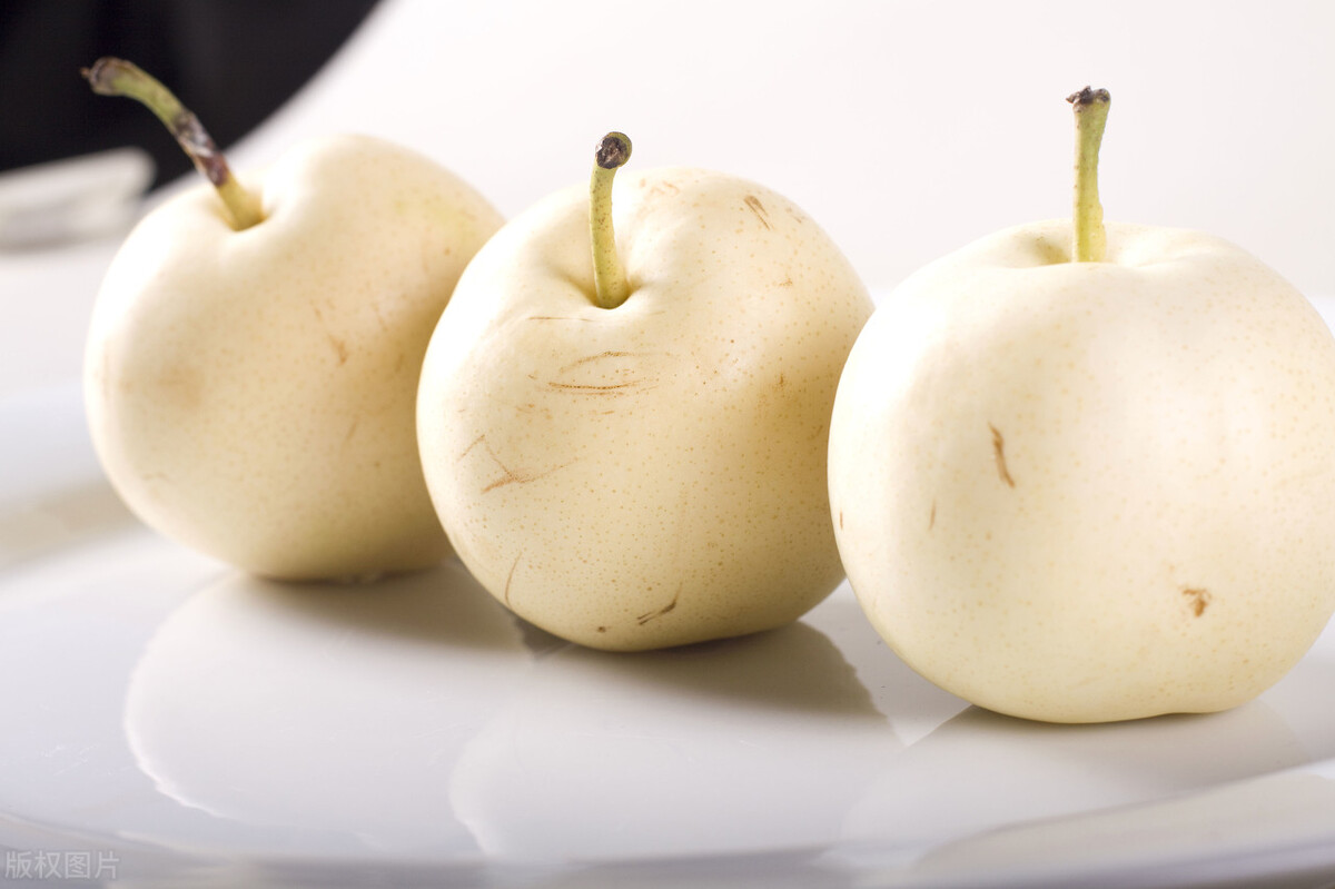 从卖梨到卖润滑油,*ST香梨拼了