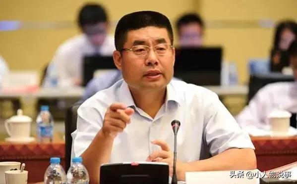 华夏幸福:公司资不抵债,创始人从中套现百亿?对此你怎么看?