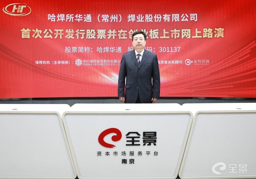 杨玉亭.jpg 杨玉亭.jpg