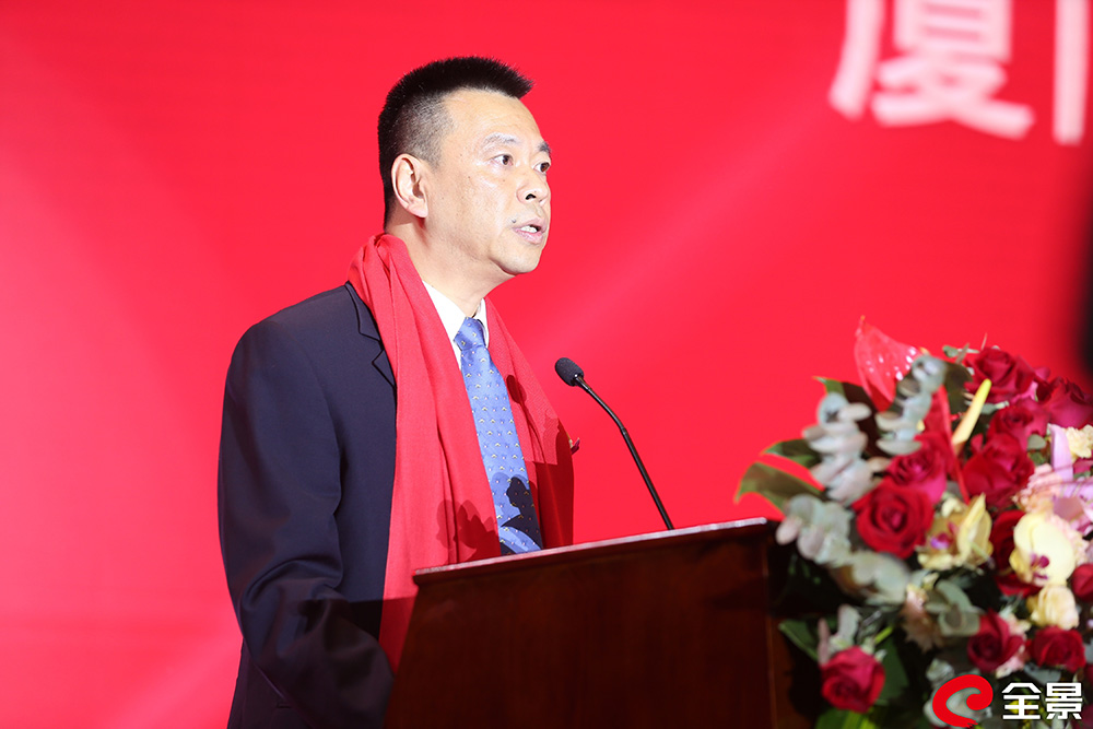 董事长致辞.jpg 董事长致辞.jpg