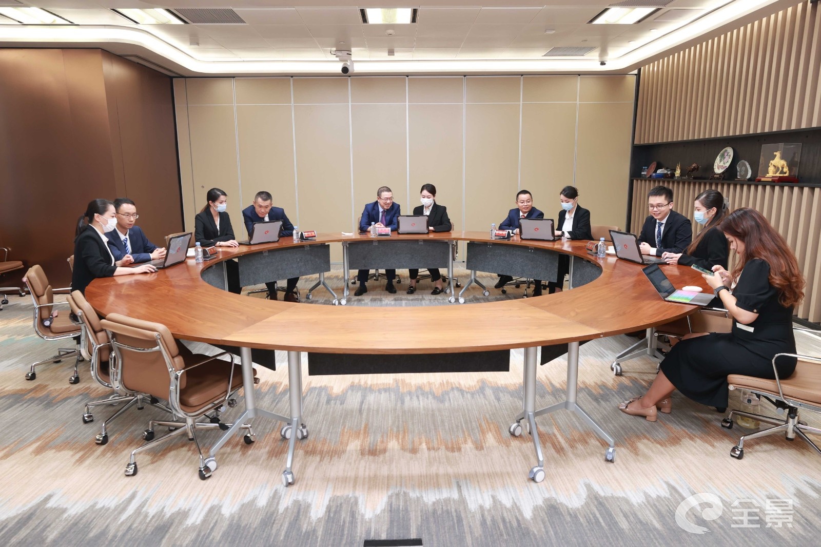 答题现场.jpg 答题现场.jpg