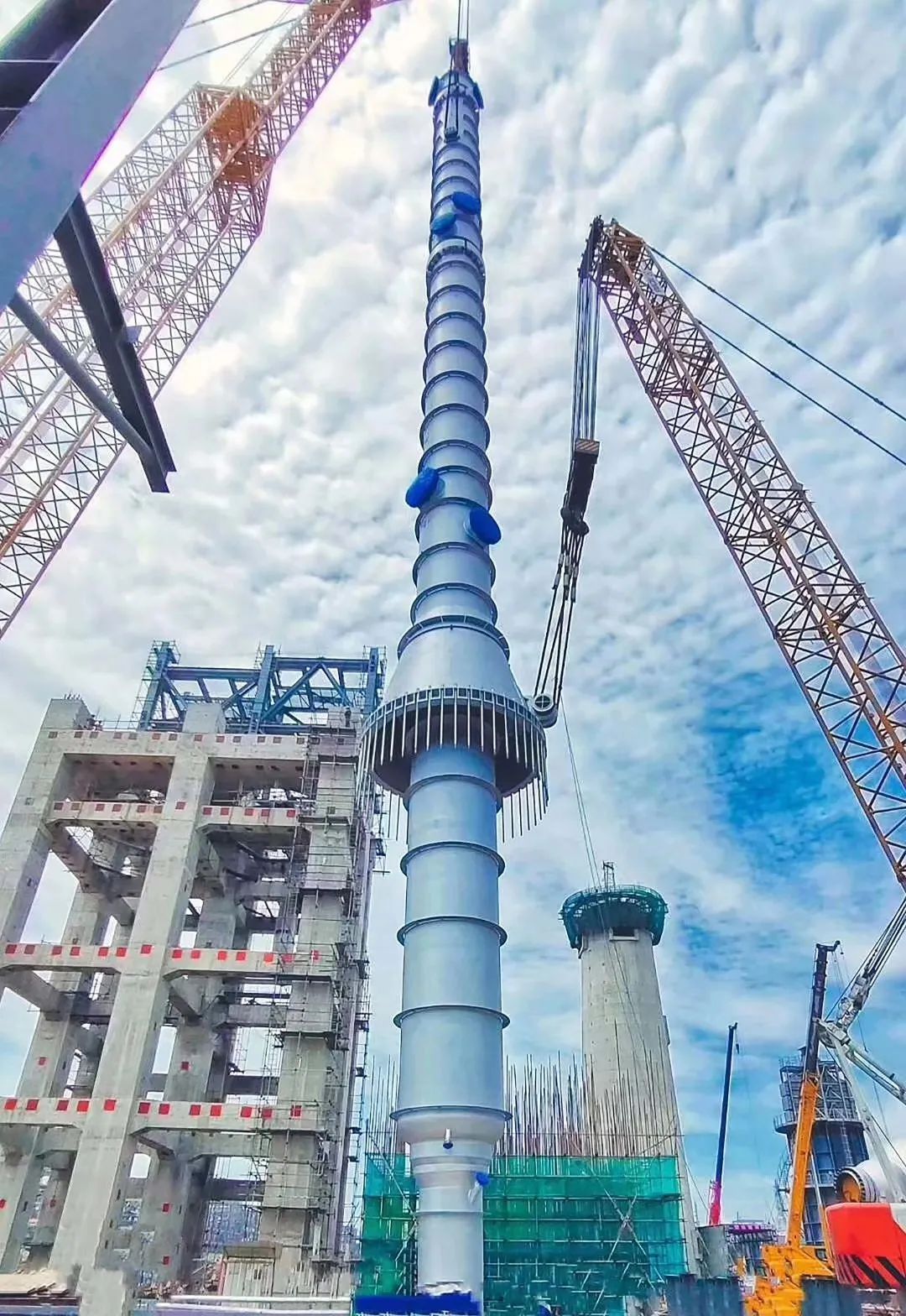 兰石重装反应器.jpeg 兰石重装反应器.jpeg