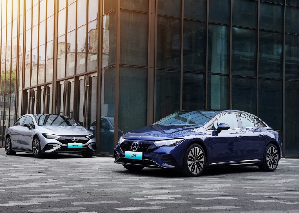 undefined 奔驰2.png