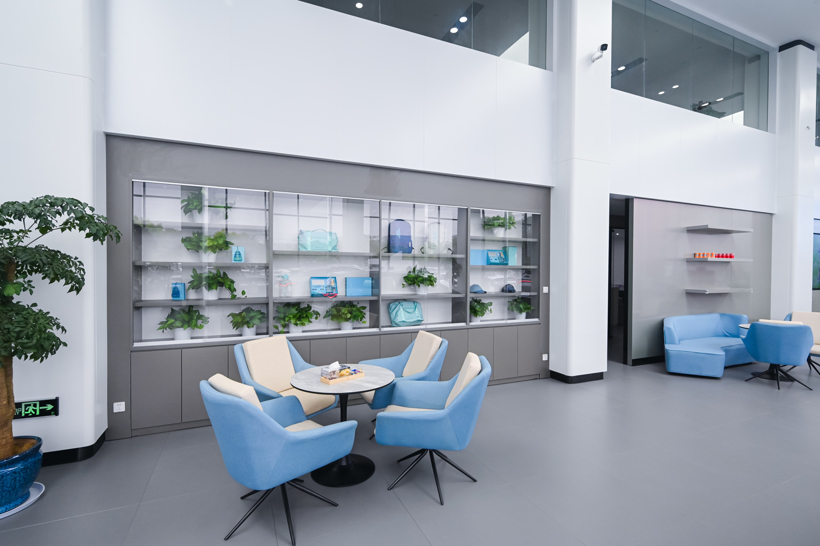 探店比亚迪海洋网新店,市场爆了,服务也在升级