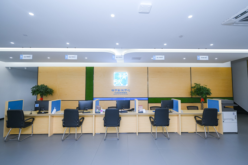 探店比亚迪海洋网新店,市场爆了,服务也在升级