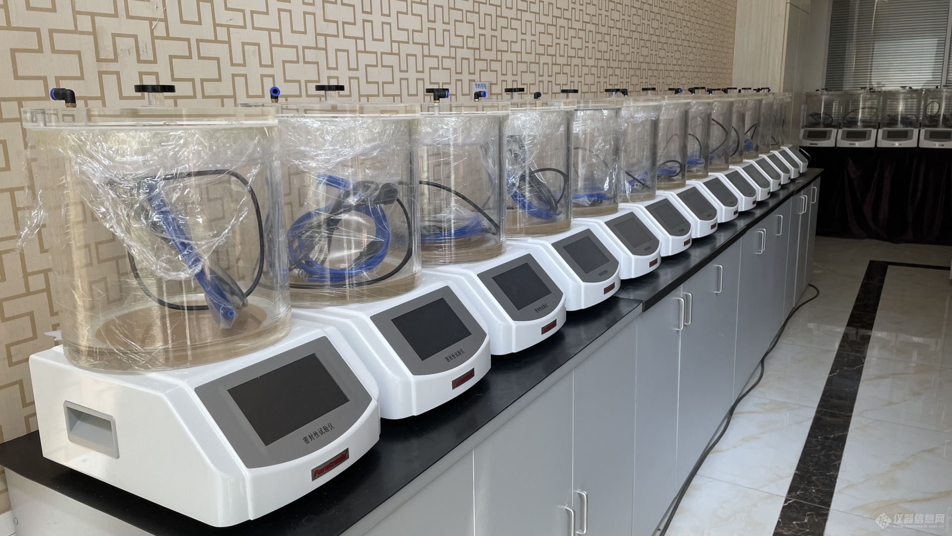 密封仪222.jpg 密封仪222.jpg