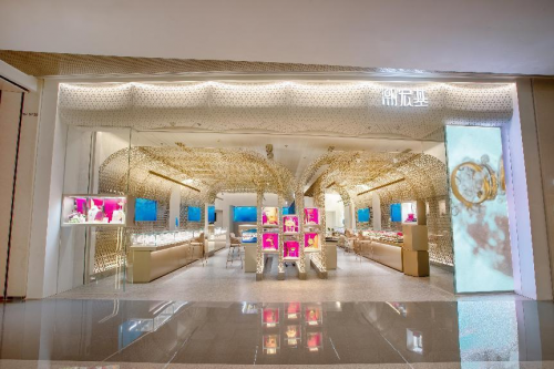 潮宏基推出非遗花丝概念店走入年轻人的世界,让非遗新生