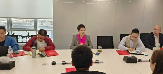 ��������ഴʼ�˼�CEO��L��������