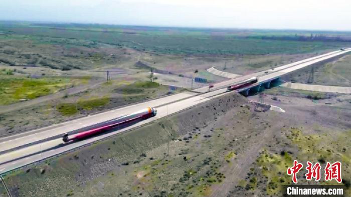 该项目计划2023年11月投入发电运行。 樊玉杰摄 该项目计划2023年11月投入发电运行。 樊玉杰摄