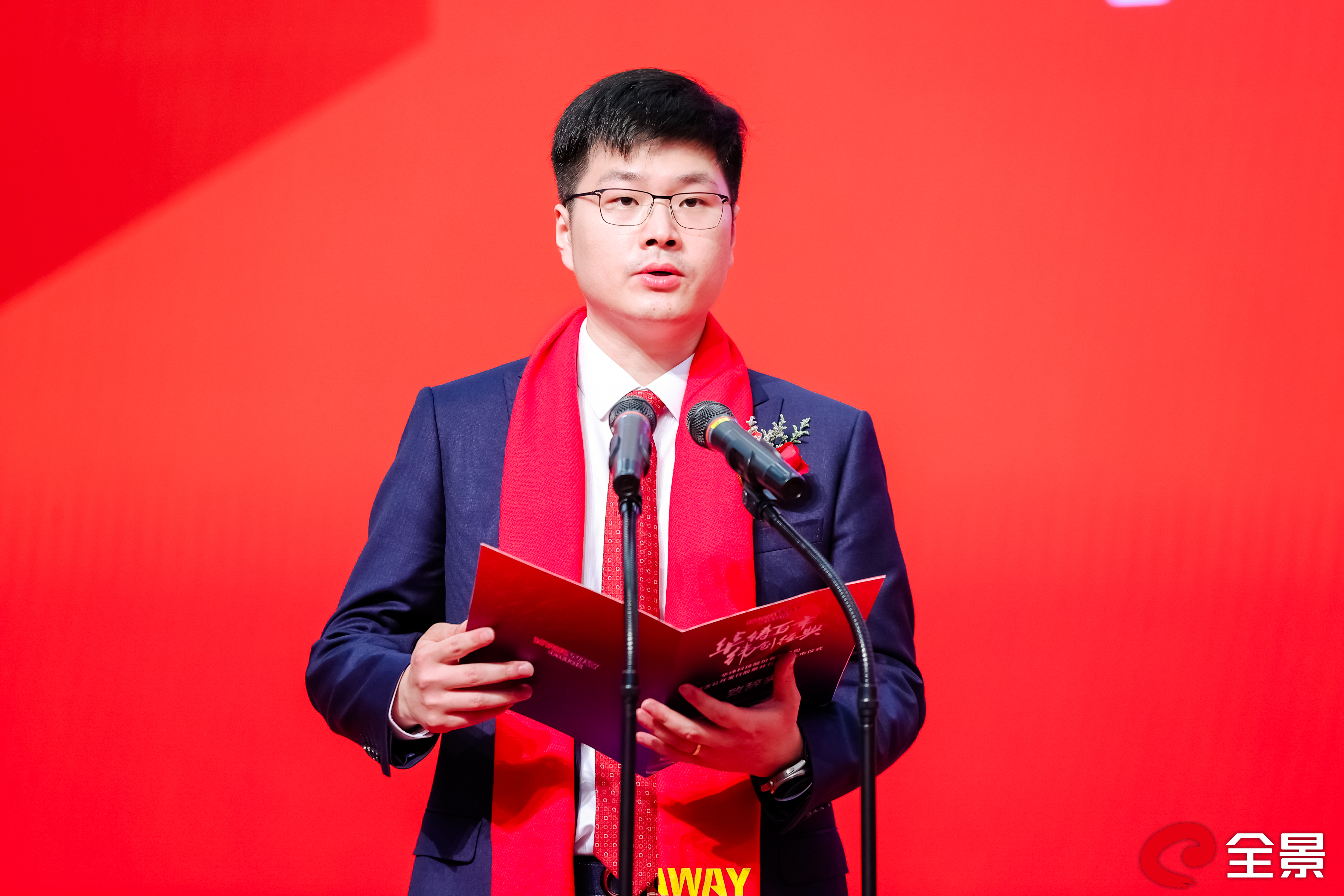 16287632.jpg 16287632.jpg