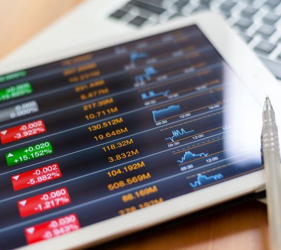 盈利质量差,独立性存疑!华控赛格收年报问询函:公司第一大客户竟为实控人子公司 盈利质量差,独立性存疑!华控赛格收年报问询函:公司第一大客户竟为实控人子公司