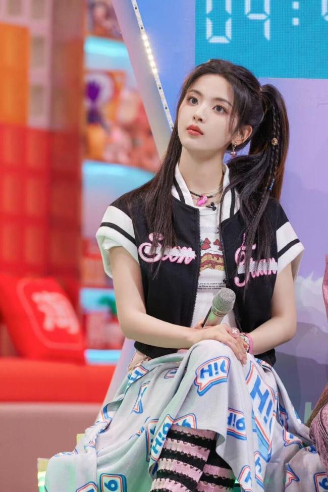 欢瑞世纪官宣8位新人遭吐槽,吓得官微关闭评论!