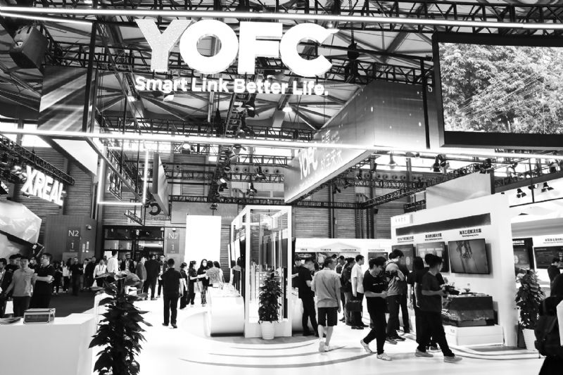 长飞光纤上半年营收近70亿海外业务占比达35.27%创新高