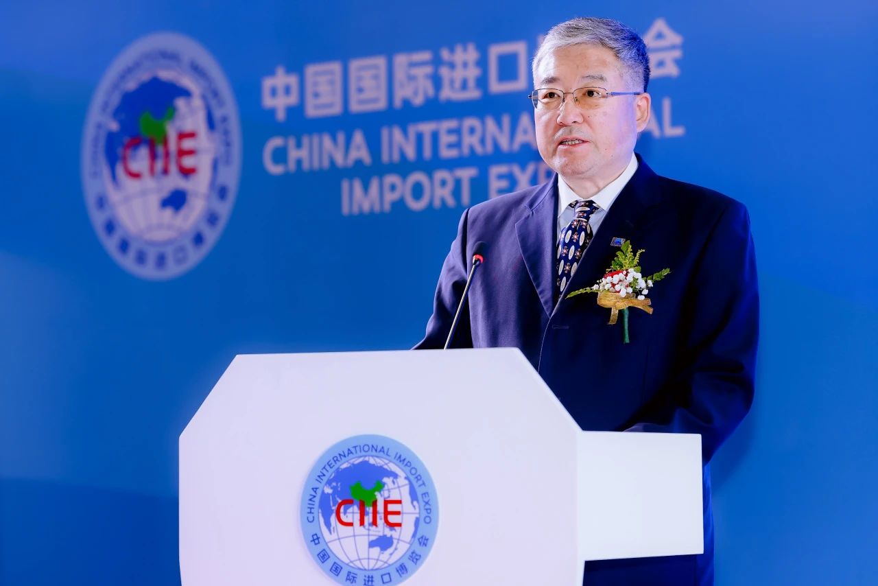 b1d9d21716633545e2a2c99560774c47.jpg b1d9d21716633545e2a2c99560774c47.jpg