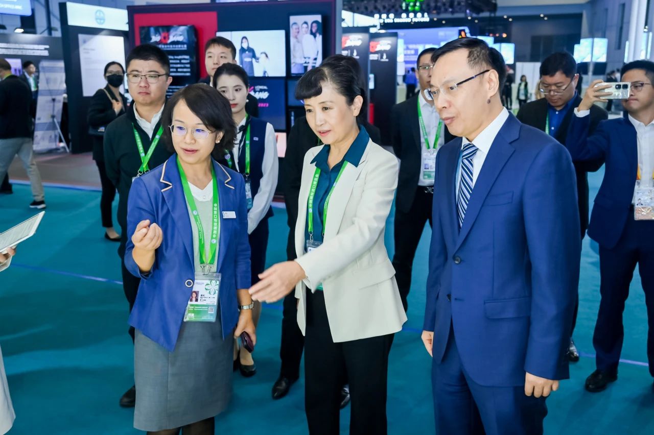 15dc9f6db059f5bfa68cae7e55ccb461.jpg 15dc9f6db059f5bfa68cae7e55ccb461.jpg