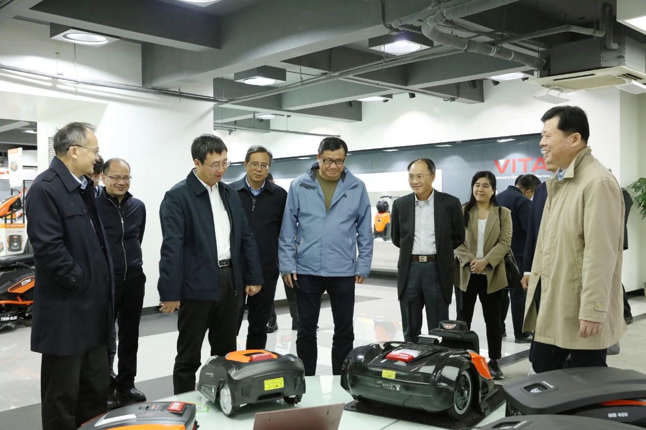 185c3bcfc0c0613087ce5e8ef92d4683.jpg 185c3bcfc0c0613087ce5e8ef92d4683.jpg