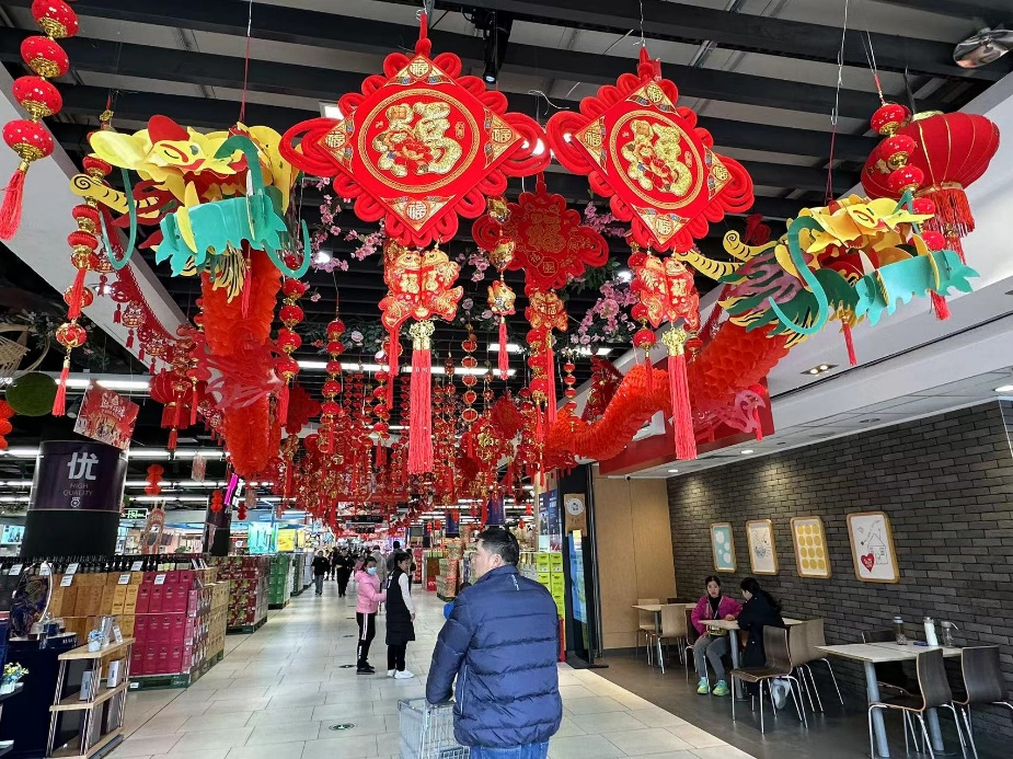 推出“新春内购会”活动