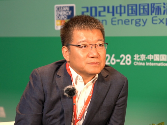 亿纬锂能刘洪光:Mr旗舰系列产品实现了电芯96%超高能效,预计第四季度量产交付|对话能源大咖 亿纬锂能刘洪光:Mr旗舰系列产品实现了电芯96%超高能效,预计第四季度量产交付|对话能源大咖