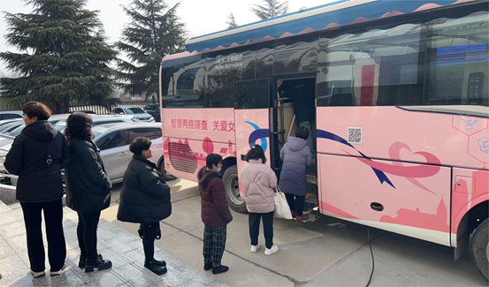 进村入户护“她”健康山西、内蒙古迎来海尔生物医疗智慧两癌筛查车