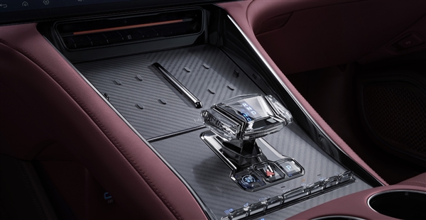 比亚迪首款D级智能豪华旗舰GT!腾势Z9GT高清图曝光:内置2个冰箱