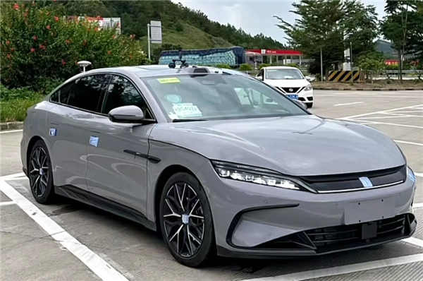 新增激光雷达!2025款比亚迪汉实车曝光:预扣提车价最高23万元