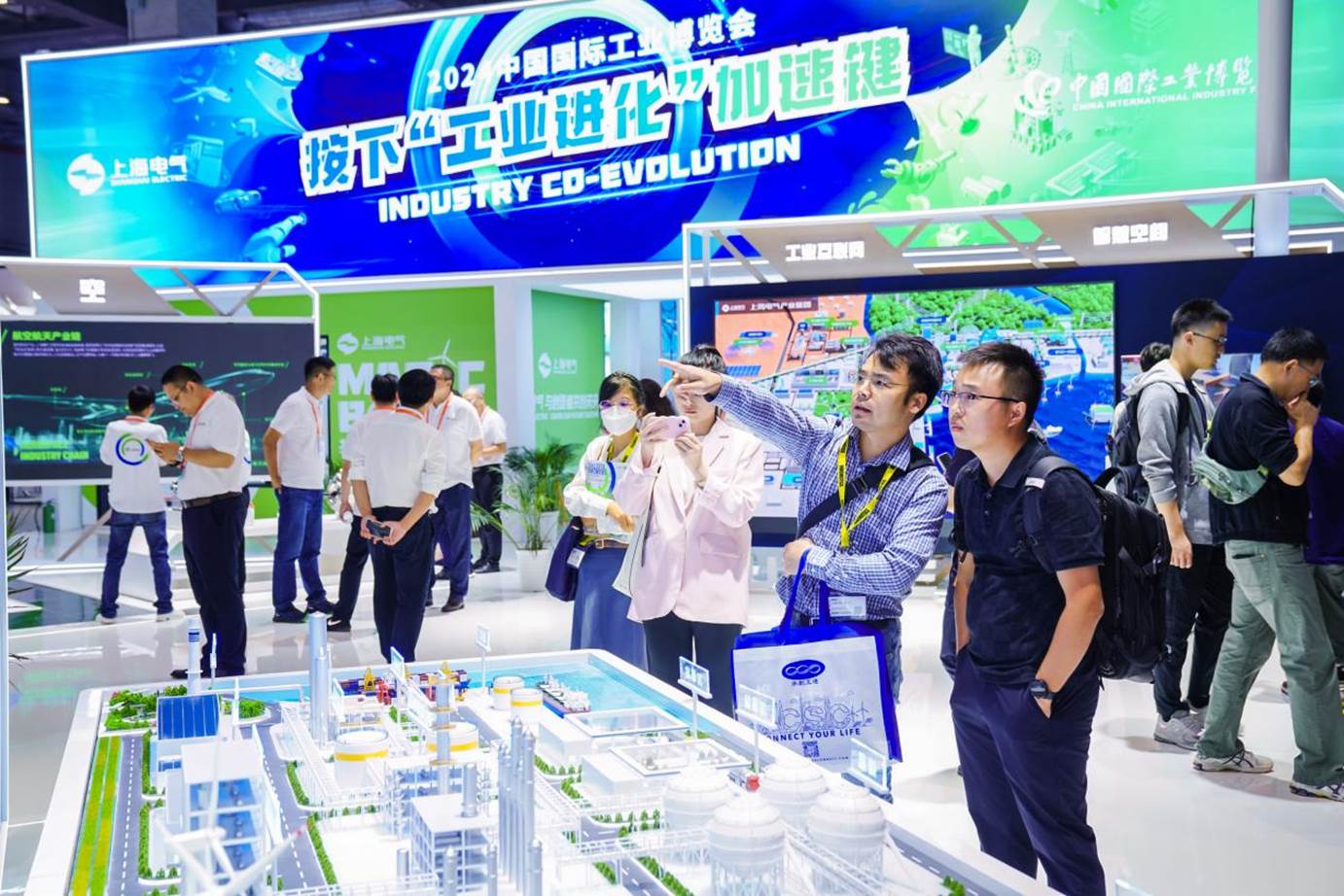 image002.jpg image002.jpg