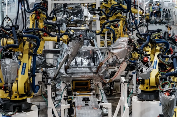 新势力们交不出车就因为这个很普通的零件