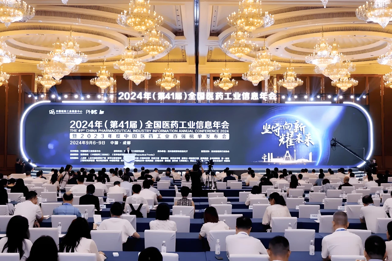 1735624137951098047.jpg aa777df584e37942fe1ef6153898136a.jpg