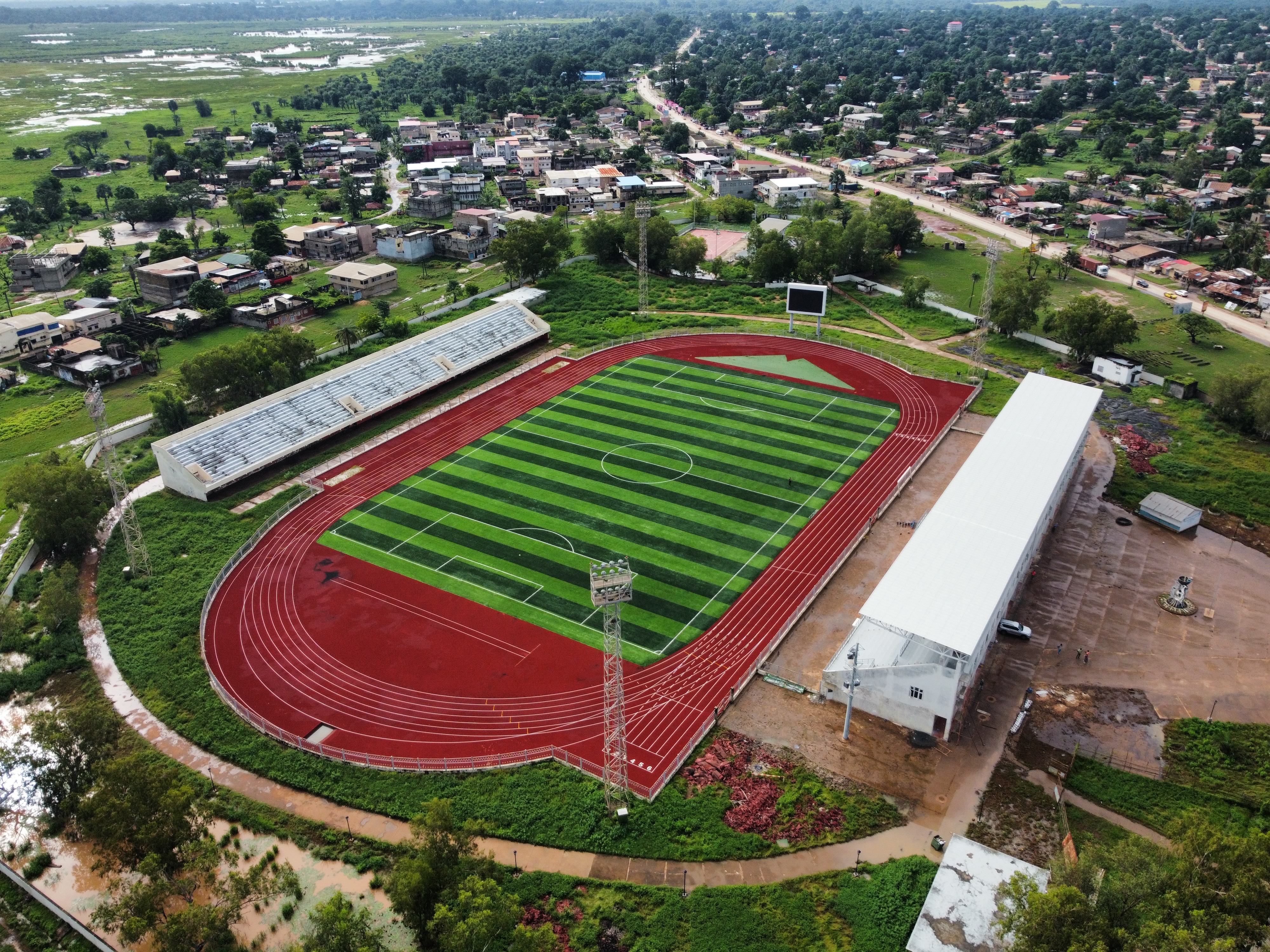 济金绍尔体育场俯瞰图.jpg 济金绍尔体育场俯瞰图.jpg