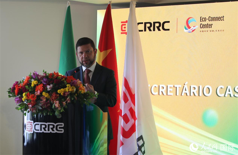 里约州民政厅厅长尼古拉·莫雷拉·米乔内出席活动并致辞。人民网记者宋亦然摄