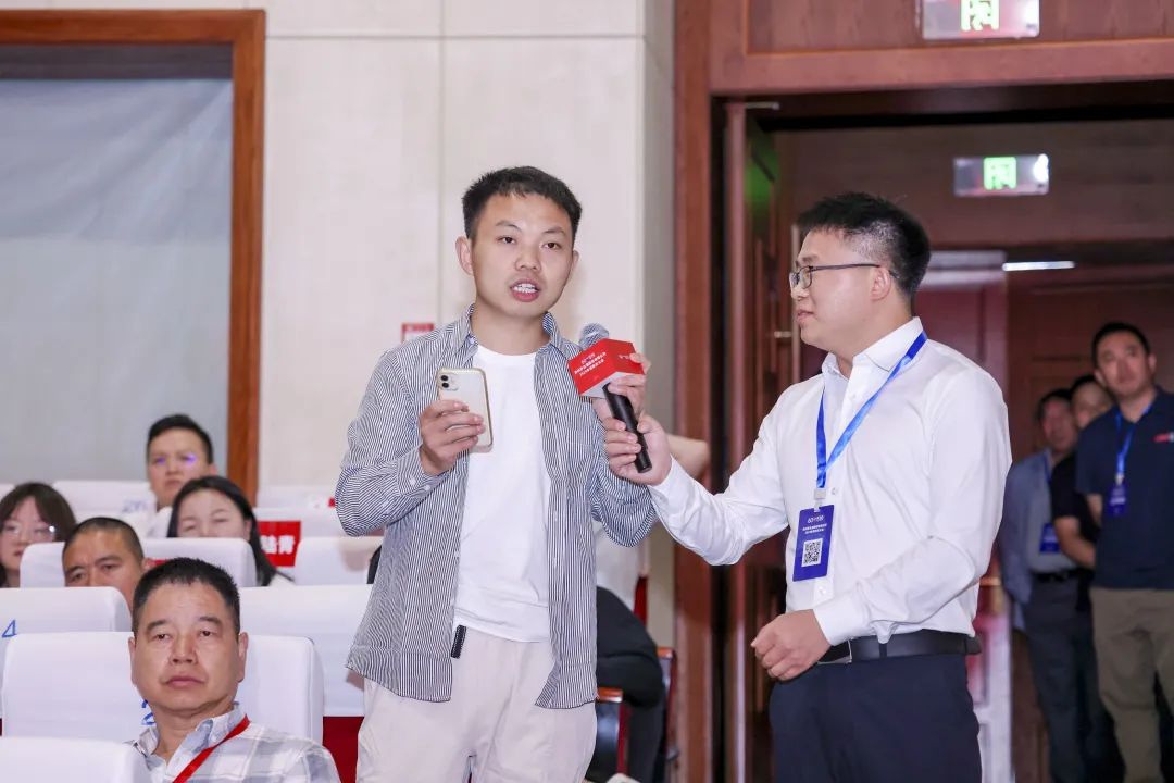 MING8055.jpg MING8055.jpg