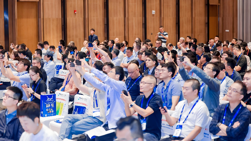 【金融界2.0】行业首创!沃格光电以“全玻璃多层互联叠层方案”引领国产AI芯片封装新航向