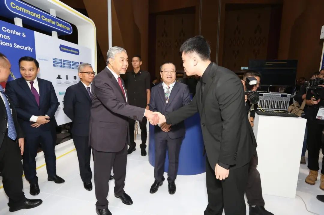 69970fc666b5a64f628d5587bd25994