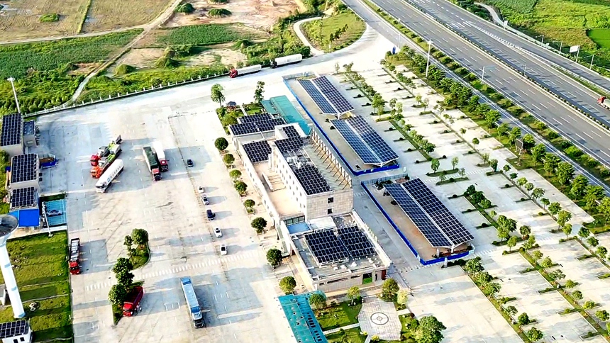 来宾服务区“光储充”一体化能源项目