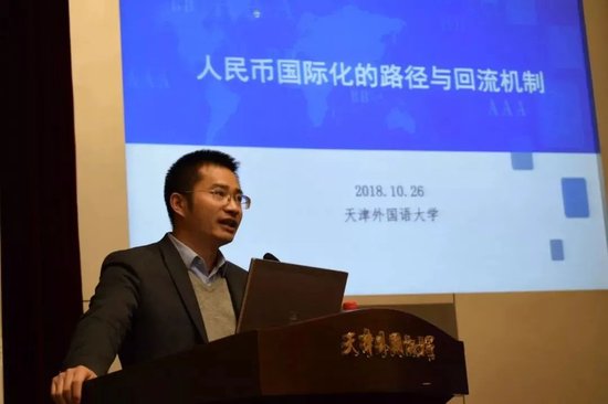 图中人物系刘先云