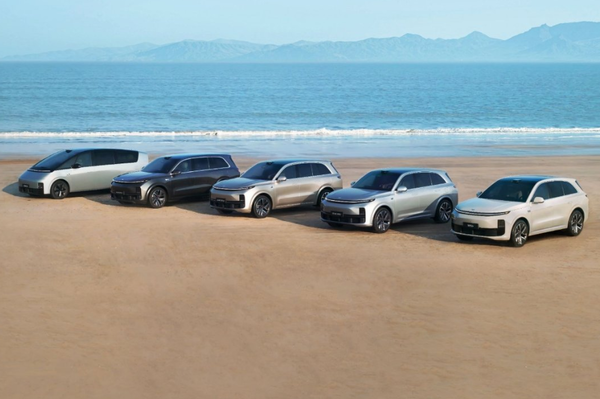 2025年第27周新势力品牌销量：鸿蒙1.11万小米0.49万