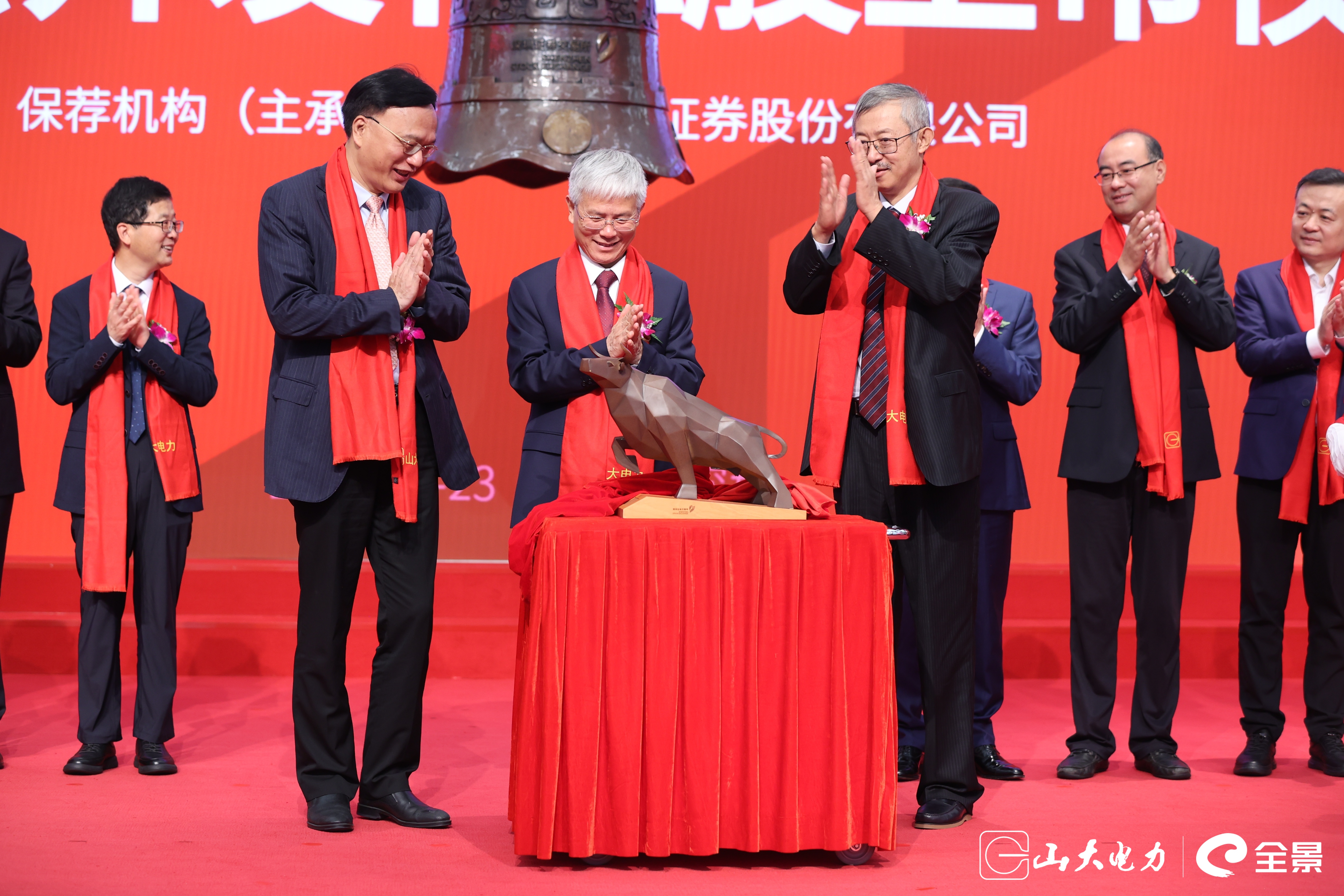 BO3I6879_wm__19322500.jpg BO3I6879_wm__19322500.jpg