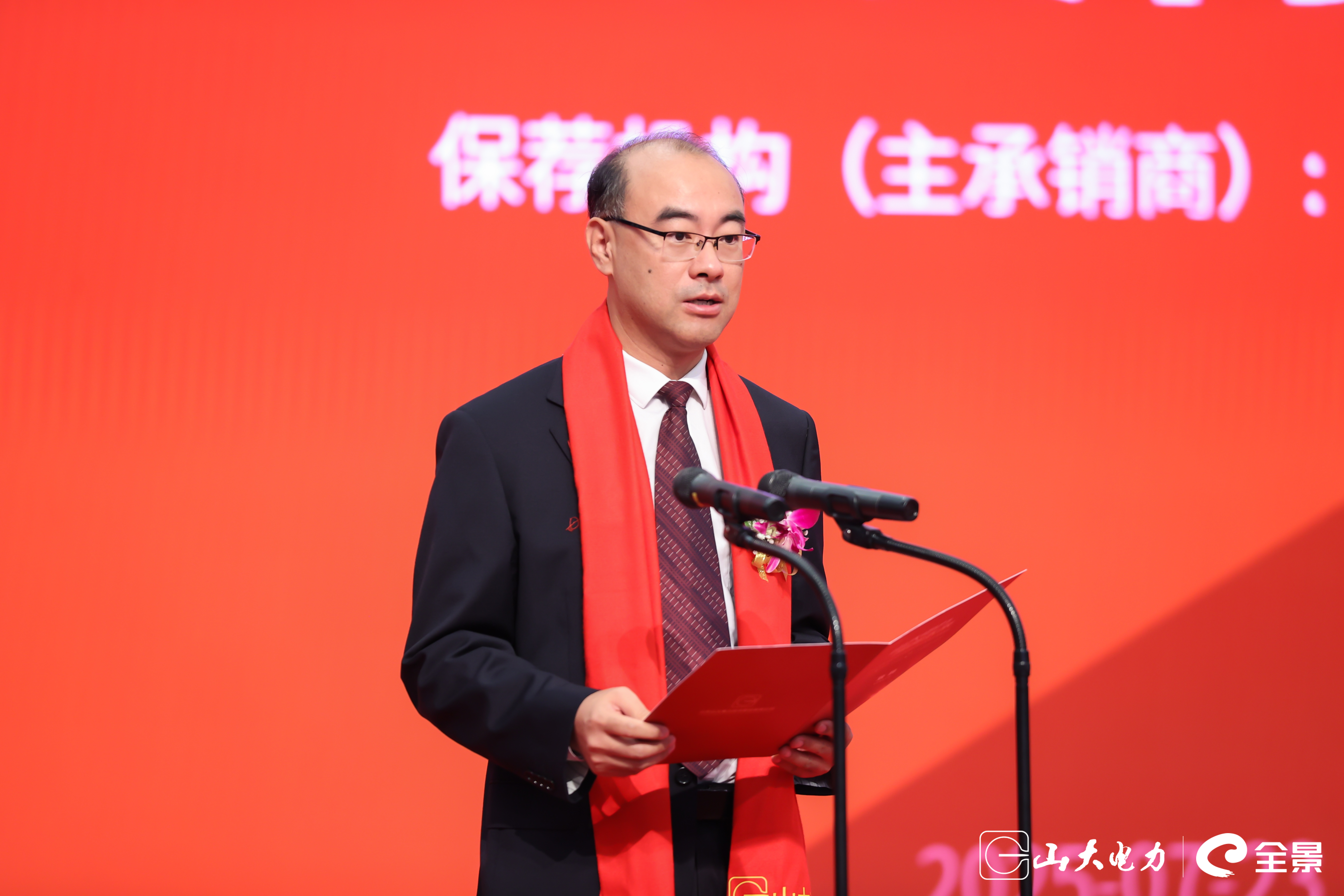 14918559.jpg 14918559.jpg