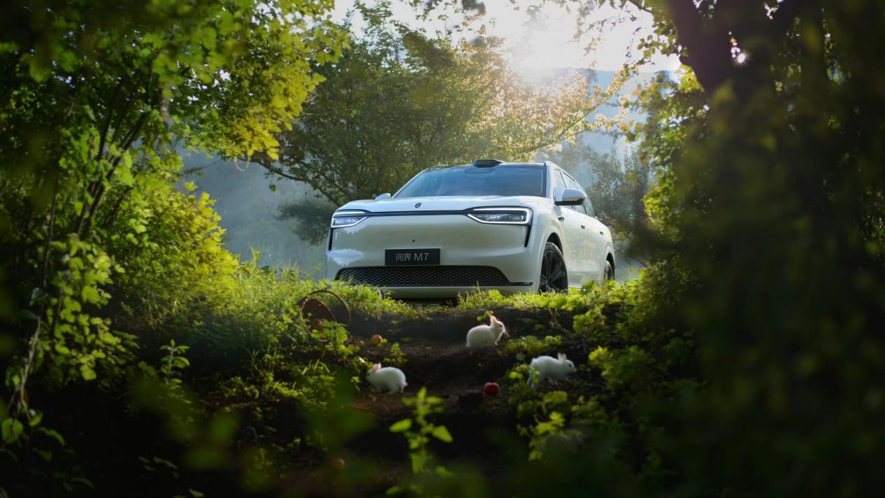 7月赛力斯新能源汽车销量超4.4万辆国联民生证券看好高成长性