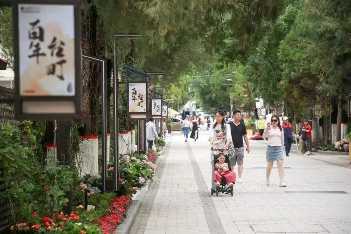 升级东宾特色休闲文化街区，让老街区焕发新活力。