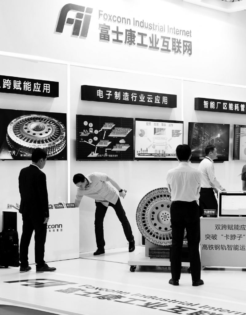 工业富联乘算力东风半年赚121亿云服务商服务器单季营收增150%