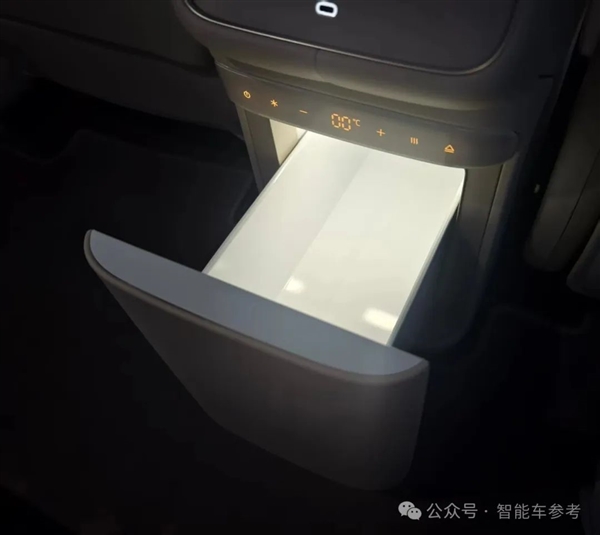 上海增程新标杆卖21万：纯电续航450km 首发Momenta强化学习大模型