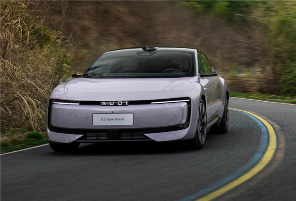 不带四个圈还买单吗上汽奥迪E5 Sportback开卖：23.59万起