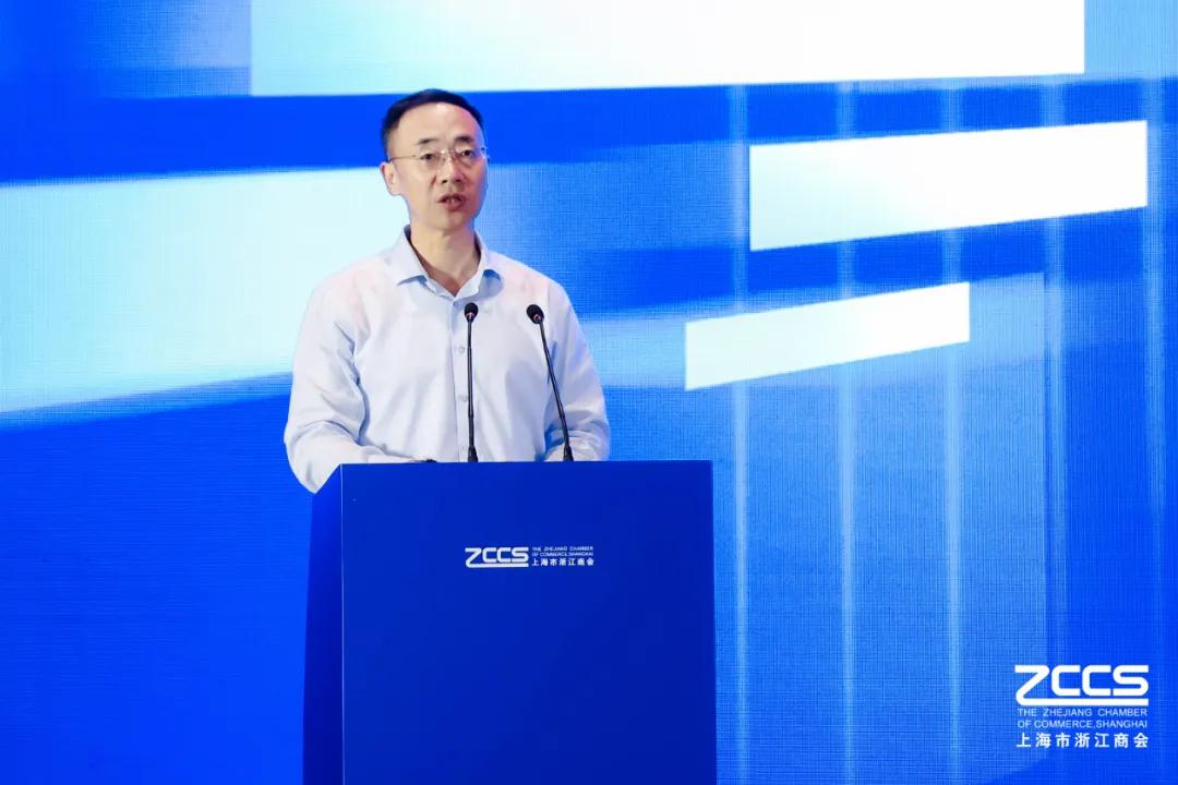 上海银行副行长胡德斌
