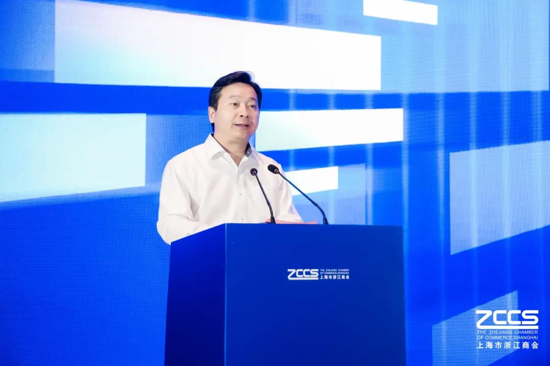 上海市人民政府副秘书长、浦东新区区委副书记、区长吴金城