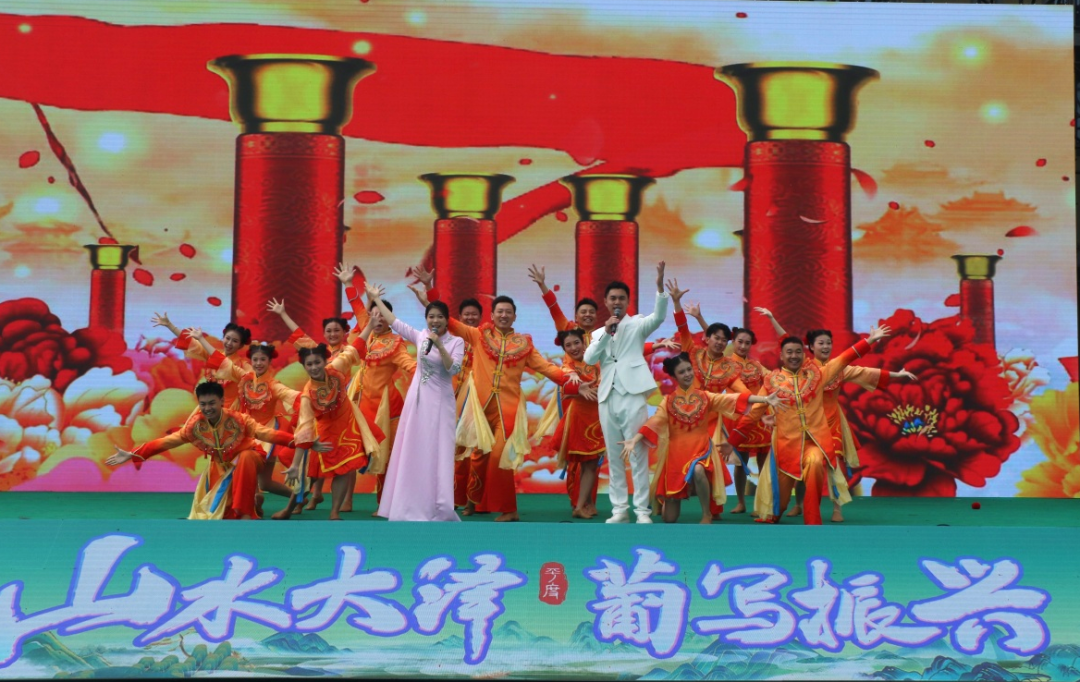 青岛港(1).jpg